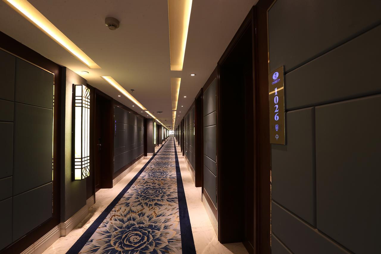 Guangxi Hawaii International Hotel Nanning Esterno foto